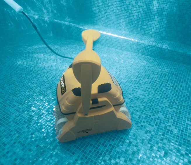Maytronics Dolphin Wave 100 Robotic Pool Cleaner