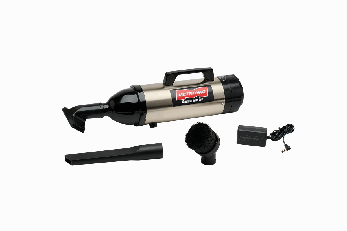 Metrovac CHV-S4: CORDLESS EVOLUTION HAND VAC