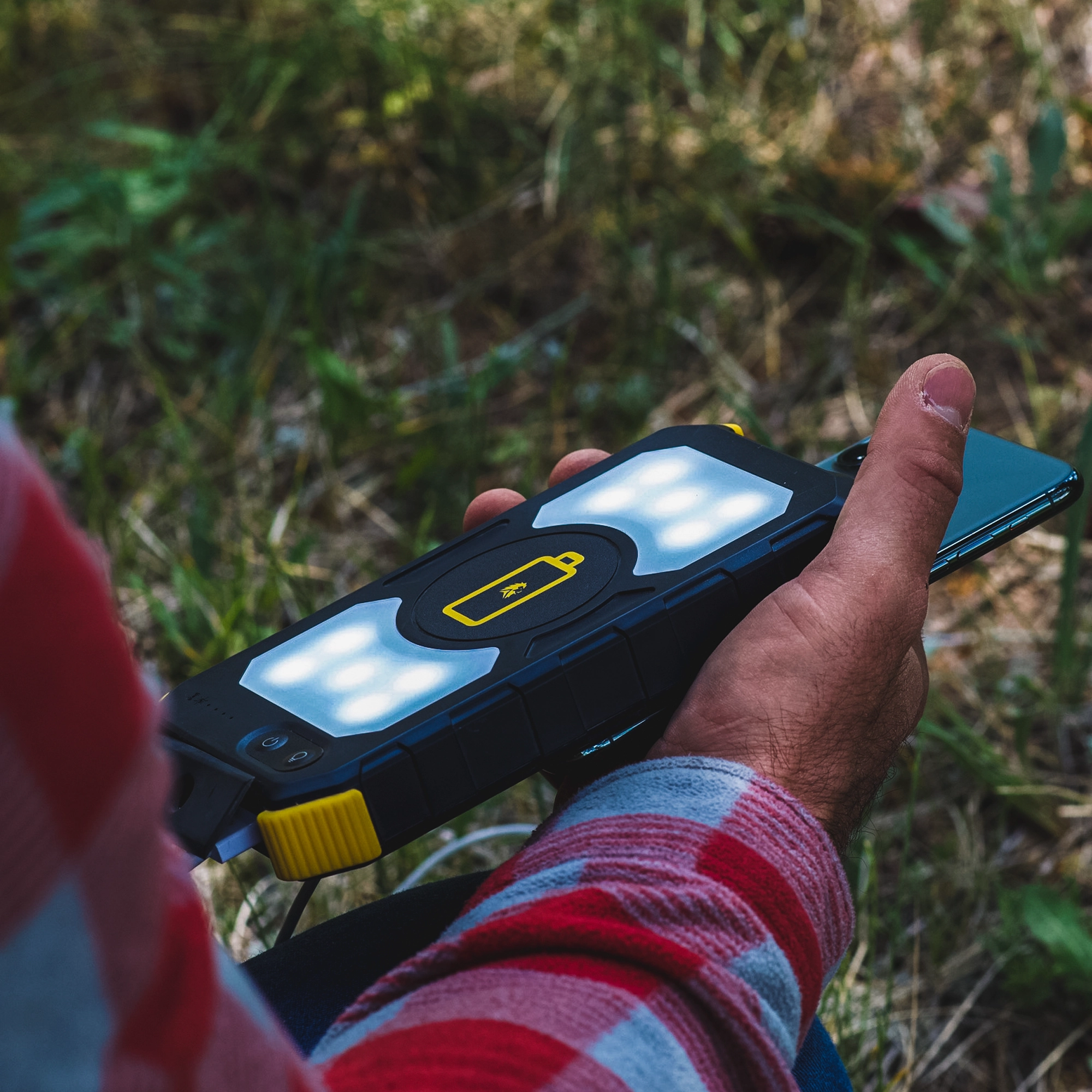 RECERTIFIED - Prowler Power Bank (74Wh. USB Ports)