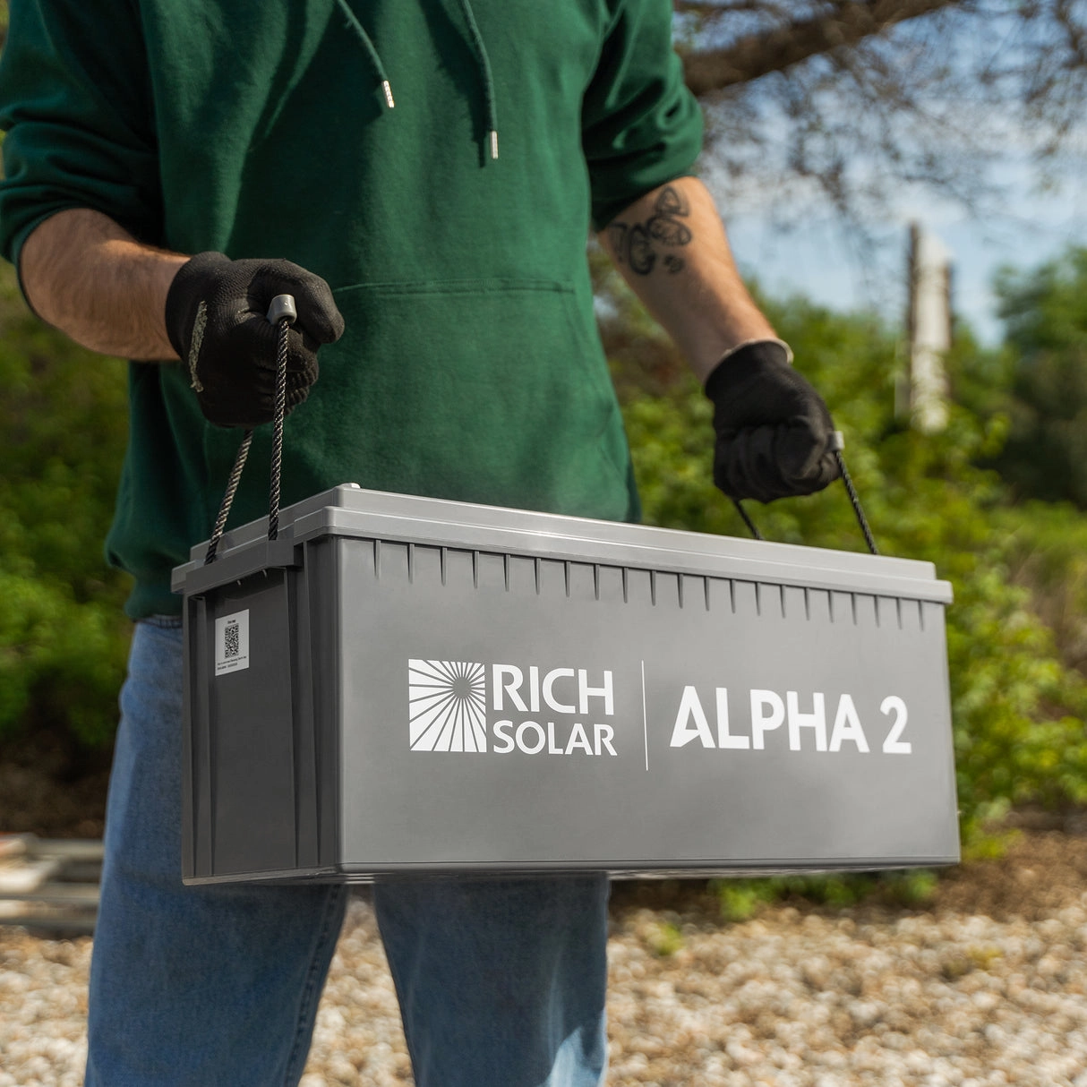 Rich Solar ALPHA 2 | 12V 200Ah LiFePO4 Battery